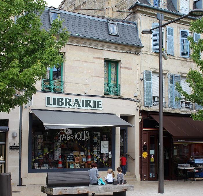 Albin Michel Imaginaire est en tournée libraires jusqu’au Speed Dating des Imaginales. Une autre façon de découvrir l’est de la France. Deuxième étape : la librairie La Fabrique à Bar-Le-Duc.